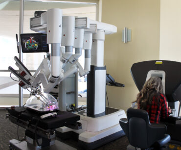 da vinci Xi surgical robot in use